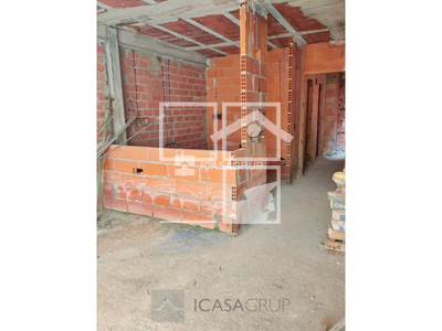 Local en Calle Sant Isidre Número 26  , Rubí Barcelona