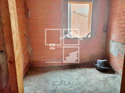 Local en Calle Sant Isidre Número 26  , Rubí Barcelona