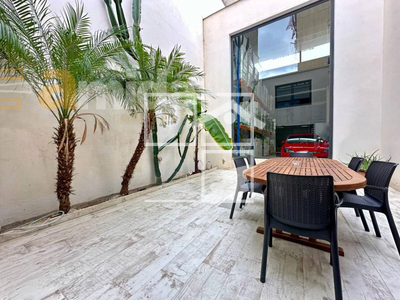 Local en Esplugues de Llobregat Barcelona