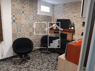 Local en Manlleu, Tona Barcelona