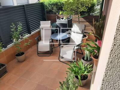 Local en Manlleu, Tona Barcelona