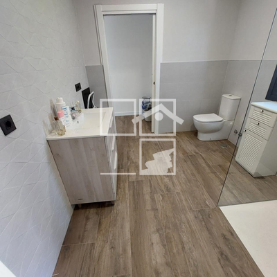 Local en c/ josep Tarradellas, 14, Llorenç del Penedès Tarragona