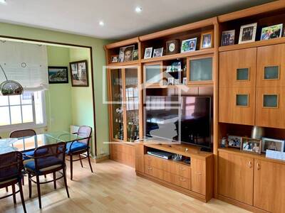 Local en Rodrigo Caro, Badalona Barcelona