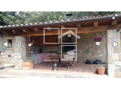 Local en Montagut Girona