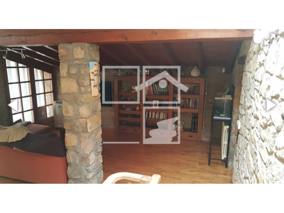 Local en Montagut Girona