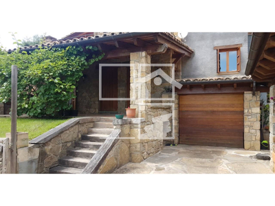 Local en Montagut Girona