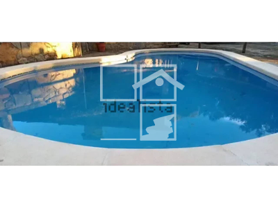 Local en Montagut Girona