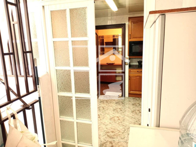 Local en Calle Sicília    , Santa Coloma de Gramanet Barcelona