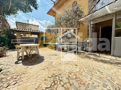 Local en Riells i Viabrea Girona