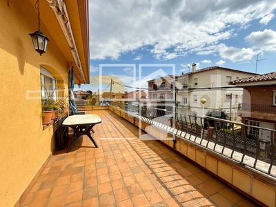 Local en Riells y Viabrea Girona