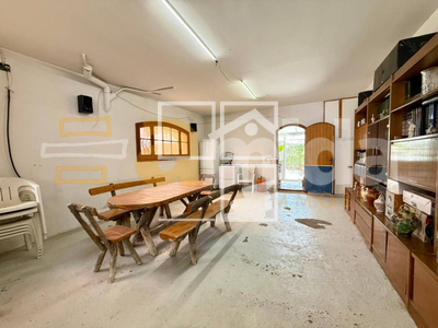 Local en Riells i Viabrea Girona