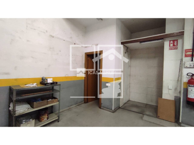 Local en Avenida Estatut Número 20  , Rubí Barcelona