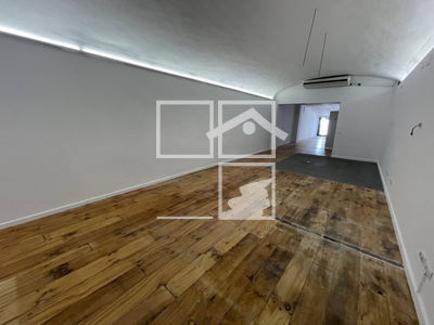 Local en Calle Font Vella    bajos, Terrassa Barcelona