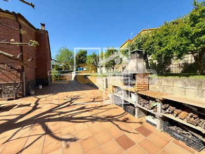 Local en Riells i Viabrea Girona