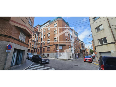 Local en Calle Canelons    ENTLO, Badalona Barcelona