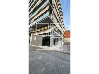 Local en Calle Dibuixant Avellaneda    LOCAL, Terrassa Barcelona