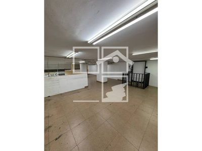 Local en Calle Dibuixant Avellaneda    LOCAL, Terrassa Barcelona