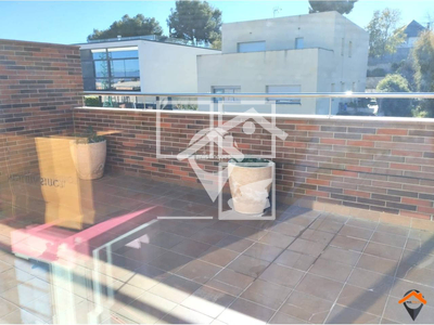 Inmueble en Calle Cremat    , Barcelona