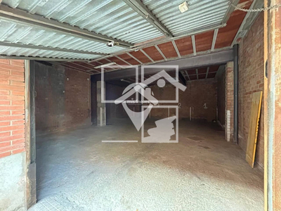 Local en Calle Olot    , Terrassa Barcelona