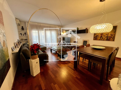 Local en Avenida Montserrat    2, Sant Esteve Sesrovires Barcelona