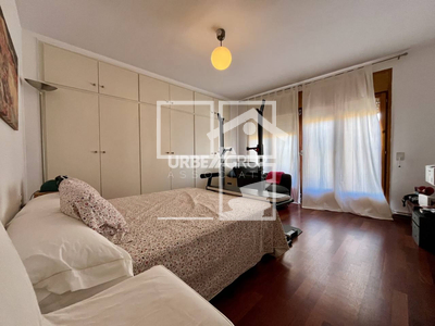 Local en Avenida Montserrat    2, Sant Esteve Sesrovires Barcelona