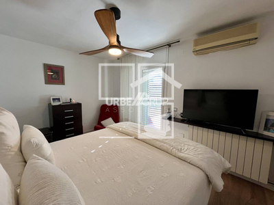 Local en Avenida Montserrat    2, Sant Esteve Sesrovires Barcelona