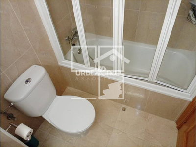 Local en Avenida Francesc Macià    2, Esparraguera Barcelona