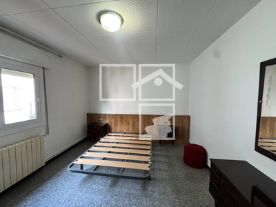 Local en Olot Girona