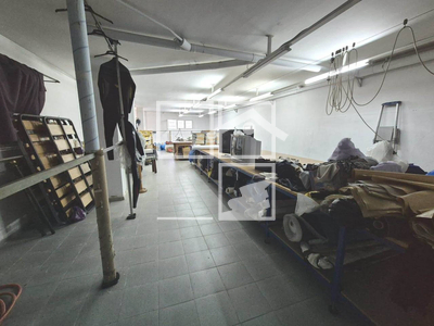 Local en Calle Circunvalación    , Santa Coloma de Gramenet Barcelona