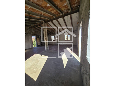 Local en Olot Girona