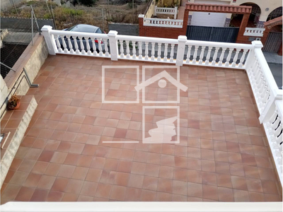 Local en Castellet y Gornal Barcelona