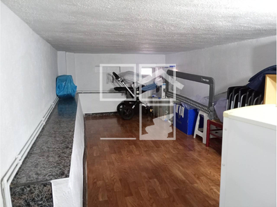 Local en Castellet y Gornal Barcelona