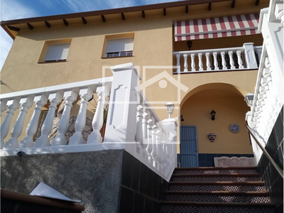 Local en Castellet y Gornal Barcelona