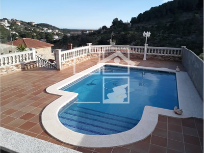 Local en Castellet y Gornal Barcelona