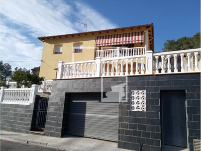 Local en Castellet y Gornal Barcelona