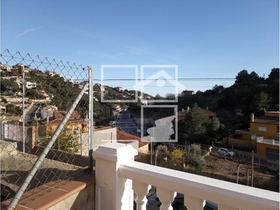 Local en Castellet y Gornal Barcelona