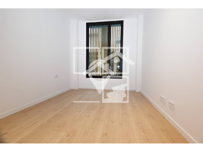 Inmueble en Avenida Pau Casals    Bajo, Barcelona