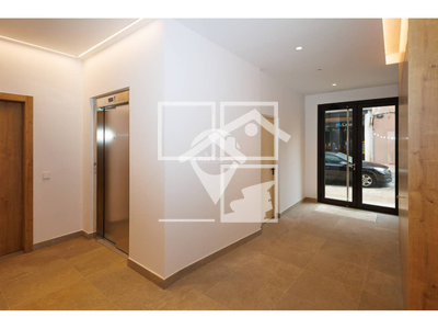 Inmueble en Avenida Pau Casals    Bajo, Barcelona