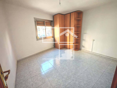 Inmueble en Calle Floridablanca    ENTRESUELO, Barcelona