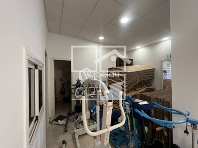 Local en Calle Francesc  Macià    l2 , Olesa de Montserrat Barcelona